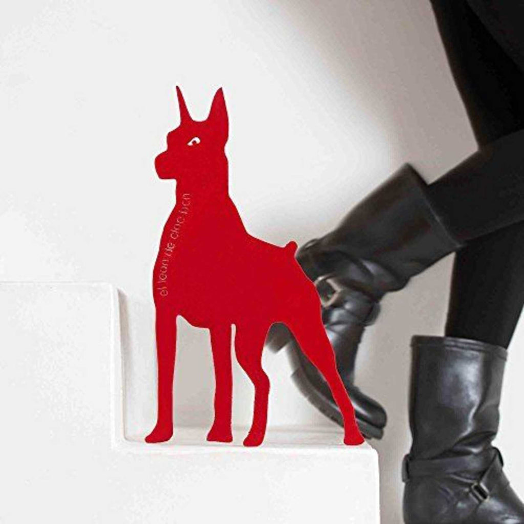 Escultura, luchador Dóberman rojo
